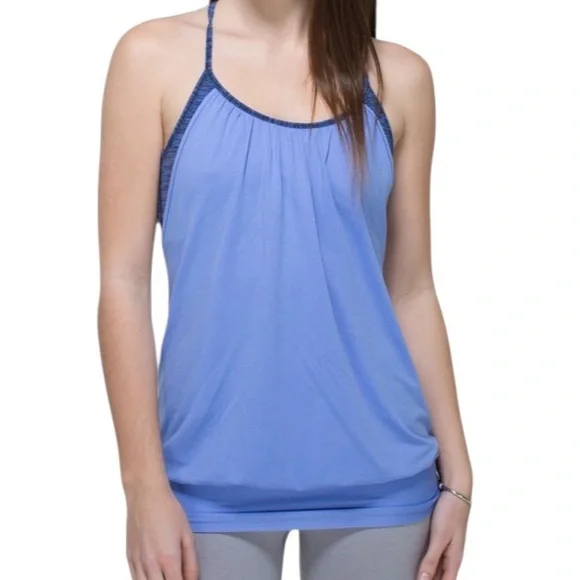 Lululemon No Limits tank lullaby Size 6, two Toned Blue - Picture 2 of 8